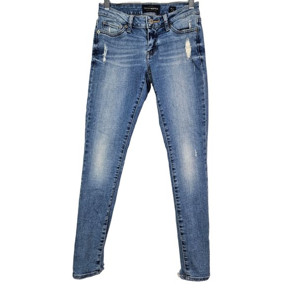Lucky Brand Denim - Lucky Brand Lolita Super Skinny Distressed Skinny Jean 00/24 7WD10933